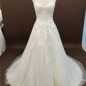  Strapless Sweetheart Flora Lace A Line Wedding Dress 