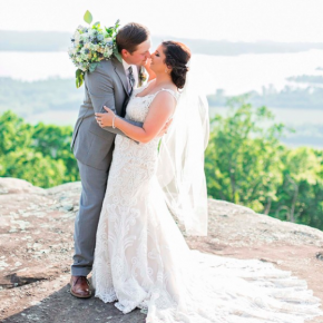 Luxury Lace Mermaid See-Through Back Wedding Dress